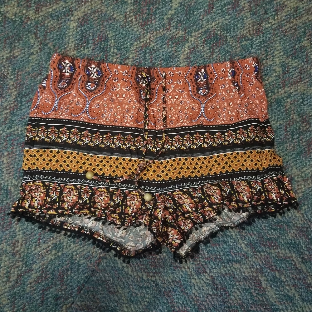 Full Tilt Shorts - Picture 1 of 4